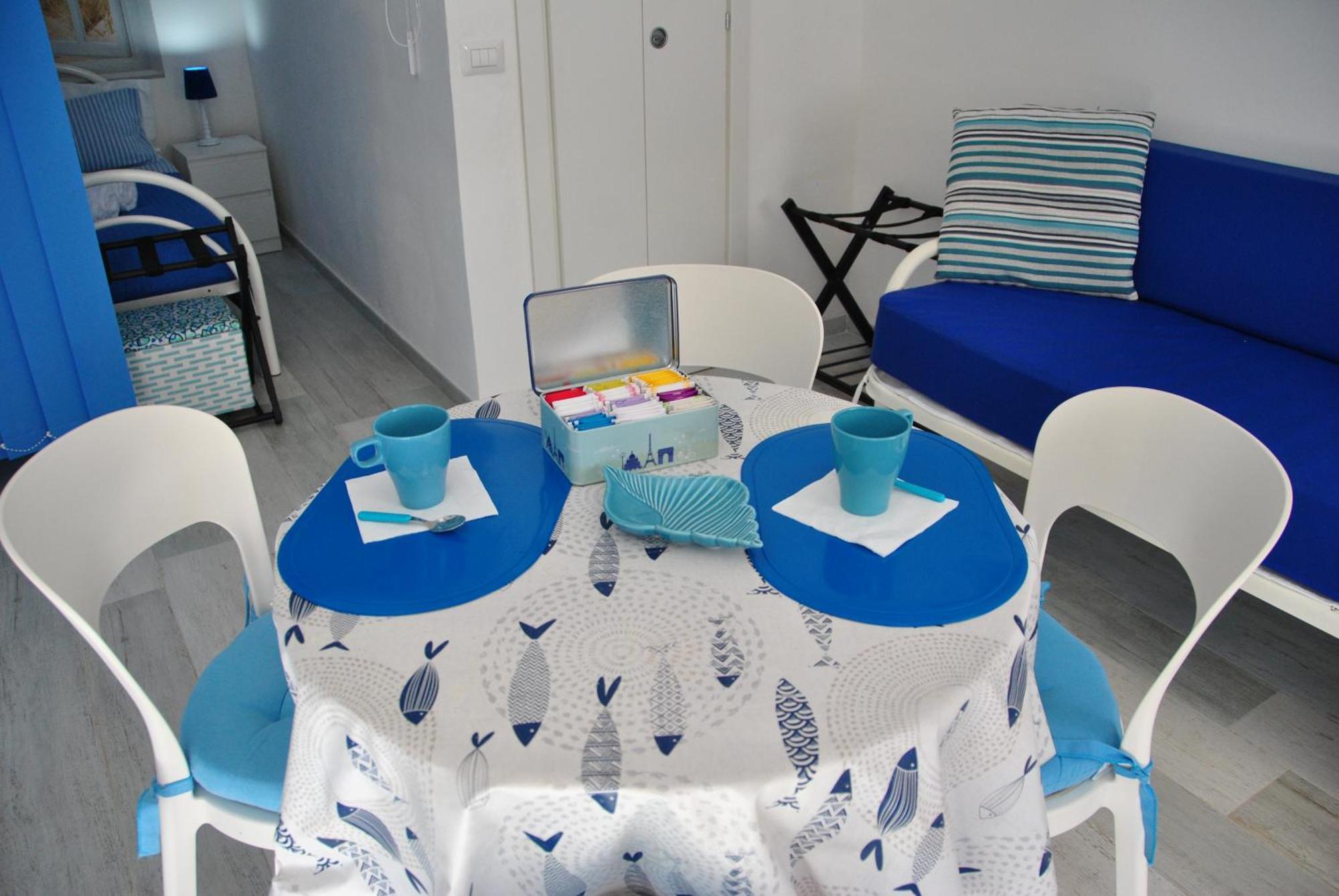 Casa Vacanze Casti - 41 Calasetta Zewnętrze zdjęcie